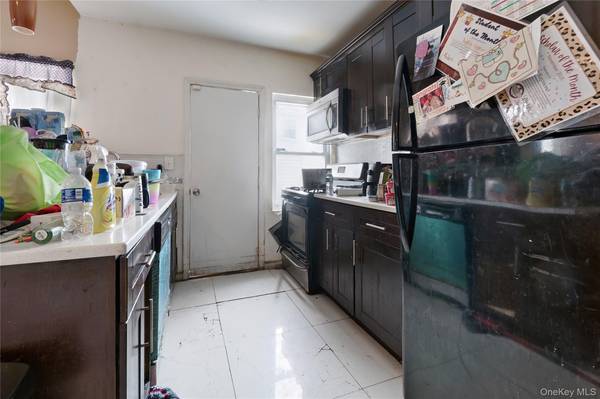 6529 Bayfield AVE, Arverne, NY 11692