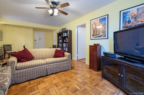 75 W 238th ST #2D, Bronx, NY 10463