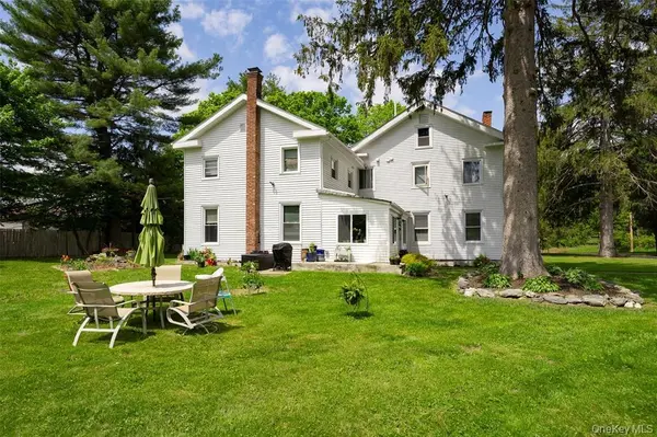 80 County Route 7, Pine Plains, NY 12567