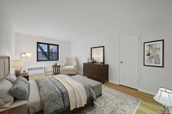 94-31 60th AVE #2G, Elmhurst, NY 11373