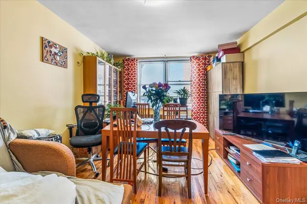 735 Avenue #3L, Brooklyn, NY 11223
