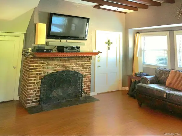 2901 Bell BLVD, Bayside, NY 11360