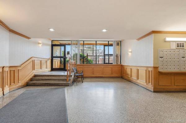 144-55 Melbourne AVE #6J, Flushing, NY 11367