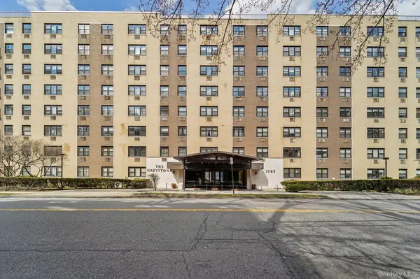 1085 Warburton AVE #316, Yonkers, NY 10701
