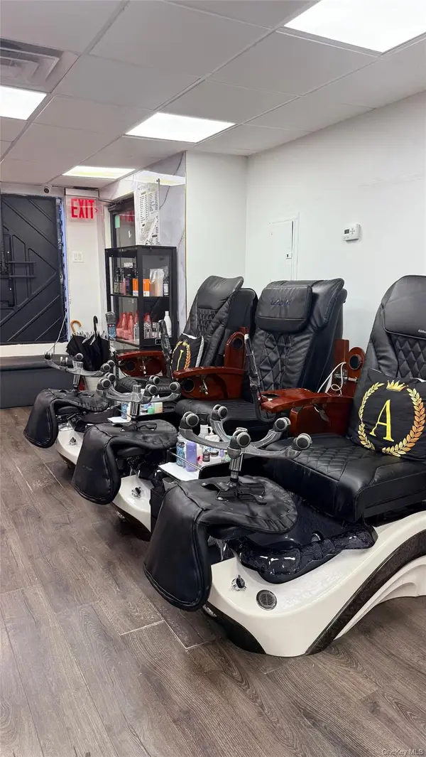 4063 Junction BLVD, Corona, NY 11368