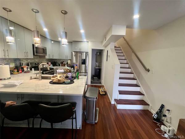 210 Sunset BLVD, Bronx, NY 10473