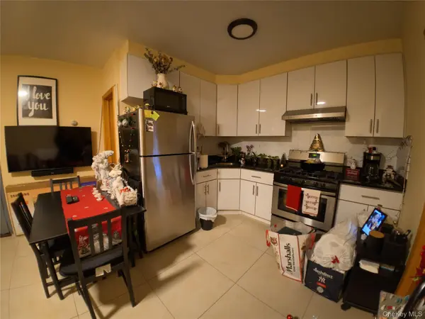 104-18 Jamaica AVE, Richmond Hill, NY 11418