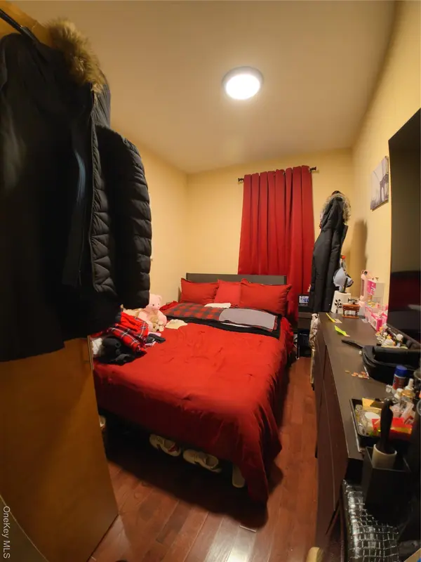 104-18 Jamaica AVE, Richmond Hill, NY 11418