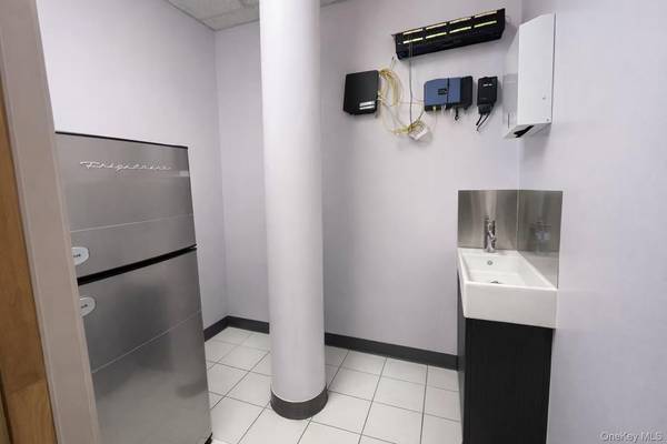 128 Mott ST #301, New York (manhattan), NY 10013