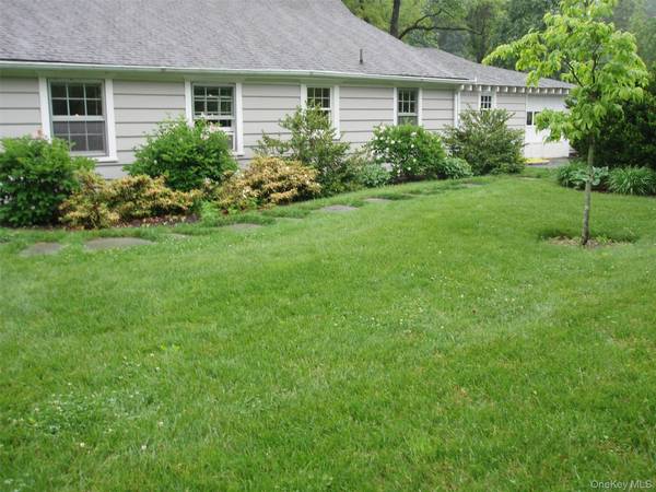Address not disclosed, Oyster Bay, NY 11771