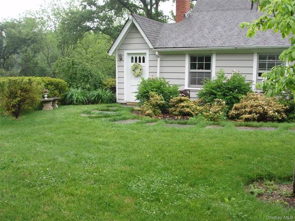 Address not disclosed, Oyster Bay, NY 11771