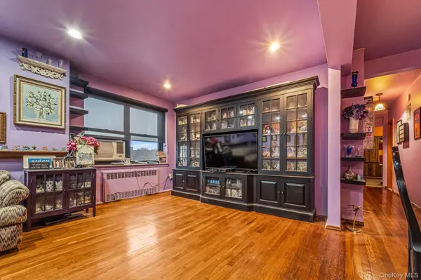 141-10 28 Ave #6B, Flushing, NY 11354