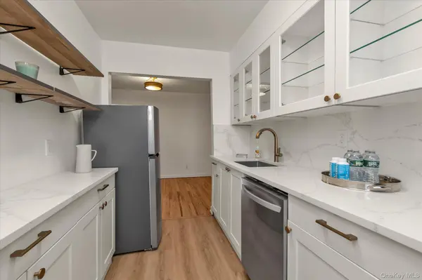 210-08 41st AVE, Bayside, NY 11361