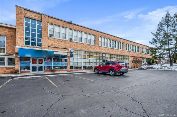 1346 Broadway, Hewlett, NY 11557