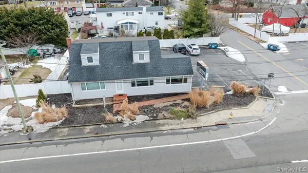 930 Sunrise HWY, North Babylon, NY 11704