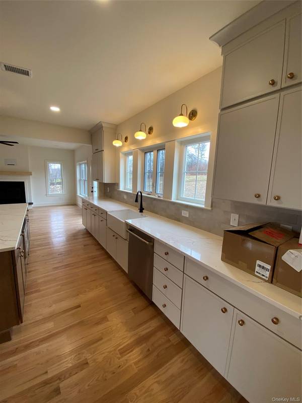 38 (Lot #5) Sunset LN, New Hampton, NY 10958