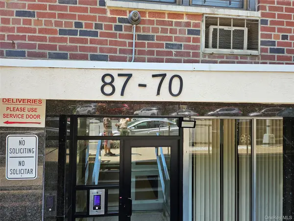 87-70 173 ST #4D, Jamaica, NY 11432