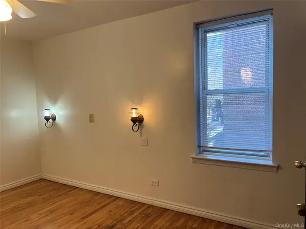 39-20 52nd ST #2G, Woodside, NY 11377
