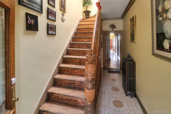 1746 Anthony AVE, Bronx, NY 10457