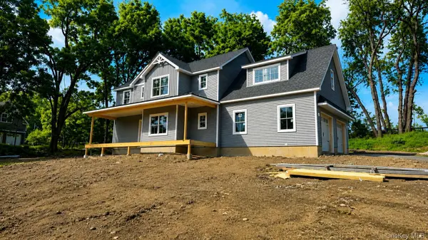 17 (LOT #32) Sunset LN, New Hampton, NY 10958