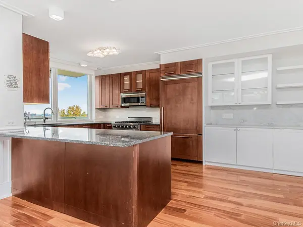 640 W 237th ST #7D, Bronx, NY 10463