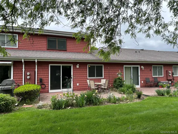 506 Drew DR, Saint James, NY 11780