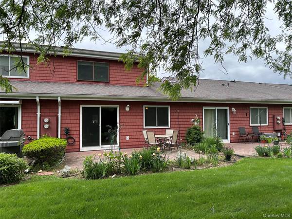 506 Drew DR, Saint James, NY 11780