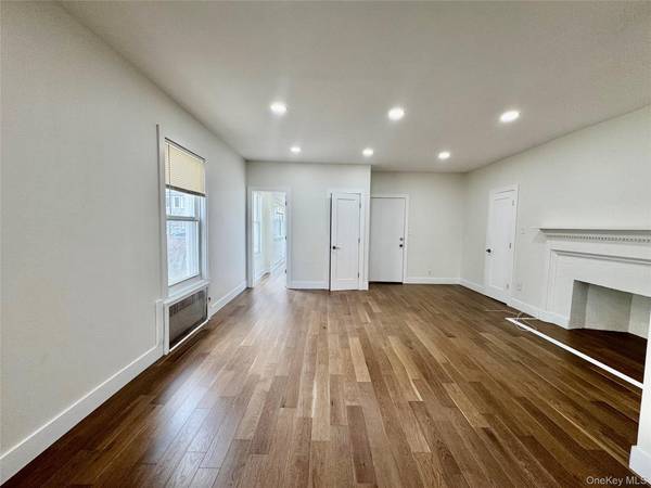 121 W Chester ST, Long Beach, NY 11561