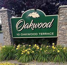 10 Oakwood TER #87, New Windsor, NY 12553