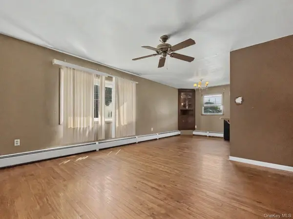 225 Monhagen AVE, Middletown, NY 10940