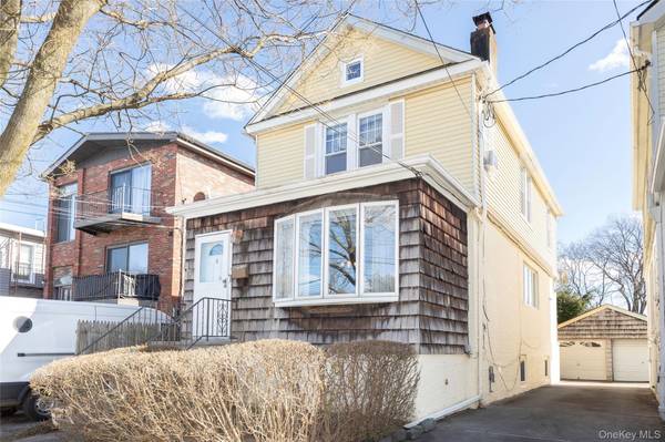 100 Marine ST, Bronx, NY 10464