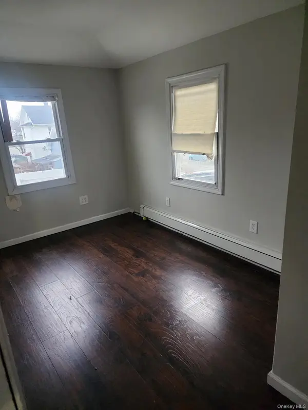 11949 165th ST, Jamaica, NY 11434