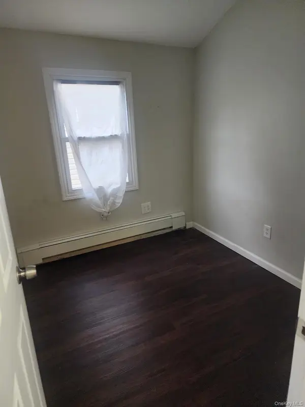 11949 165th ST, Jamaica, NY 11434