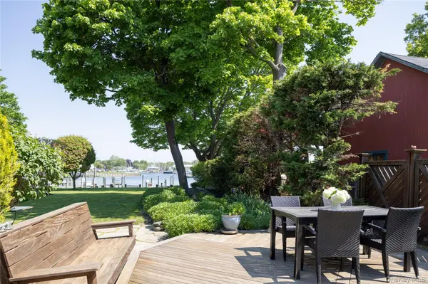 168 Sterling ST, Greenport, NY 11944