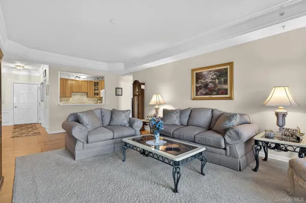 28 N De Baun AVE #304, Airmont, NY 10901