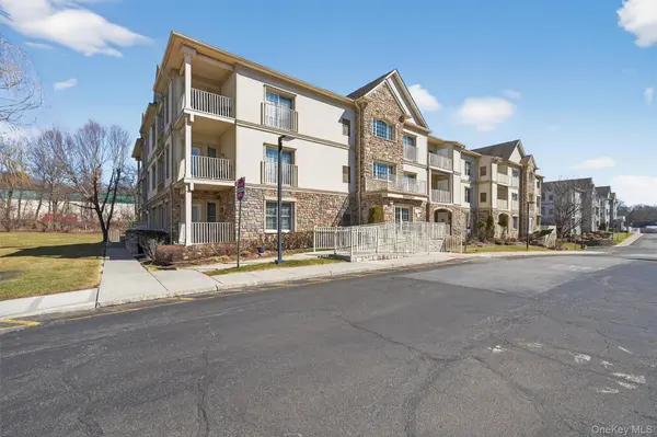 28 N De Baun AVE #304, Airmont, NY 10901
