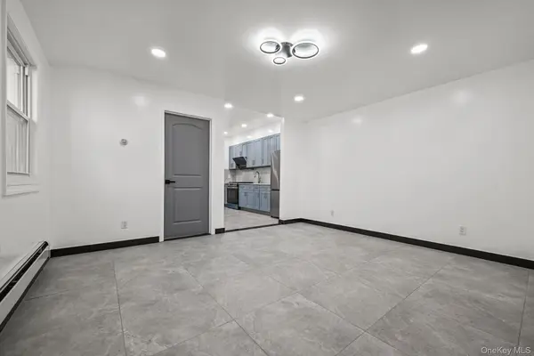 1814 120th ST, College Point, NY 11356