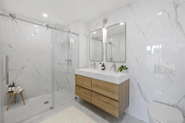 78-29 Austin ST #316, Forest Hills, NY 11375