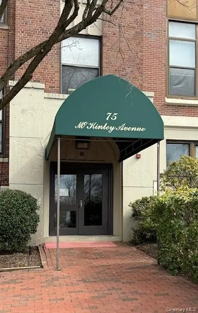 75 McKinley AVE #B3-4, White Plains, NY 10606
