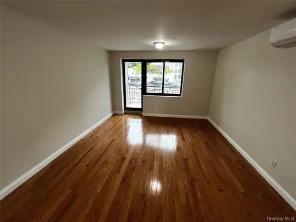 7026 Queens BLVD #2A, Woodside, NY 11377