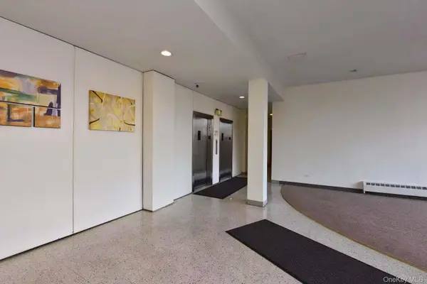 15272 Melbourne AVE #2G, Flushing, NY 11367