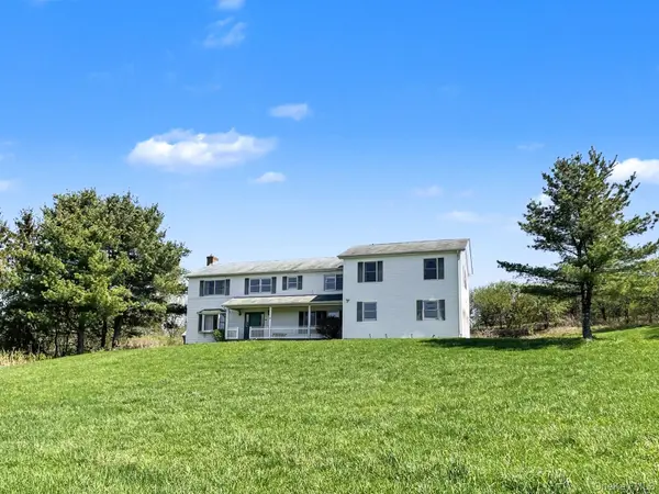 315 Arcadia RD, Goshen, NY 10924