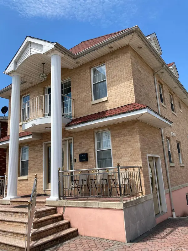 14720 230th PL, Springfield Gardens, NY 11413