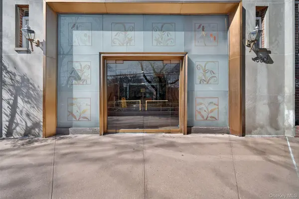 5601 Riverdale AVE #5L, Bronx, NY 10471