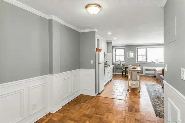 315 Atlantic Avenue #1N, East Rockaway, NY 11518