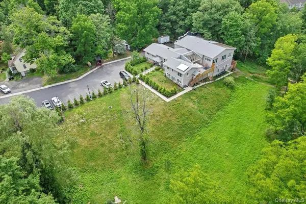 43 Freeland ST, Monroe, NY 10950