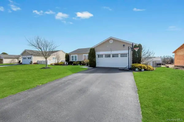 191 Flower RD, Shirley, NY 11967