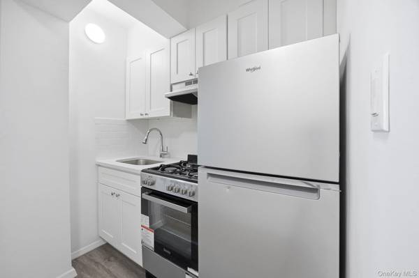 50-22 40th ST #4D, Sunnyside, NY 11104