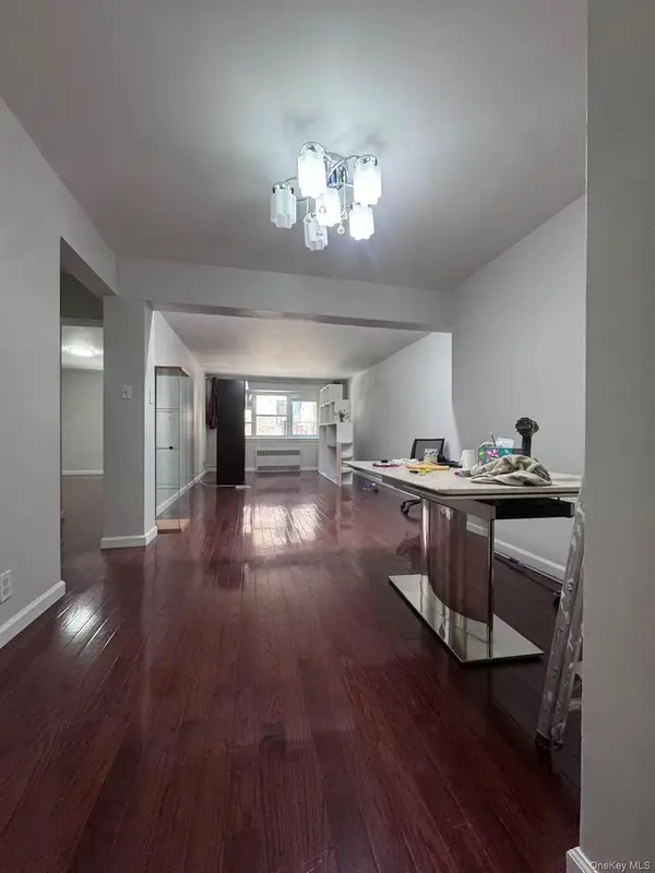 4459 Kissena BLVD #2J, Flushing, NY 11355