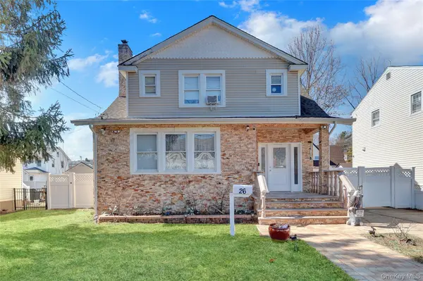26 Hilbert ST, Hempstead, NY 11550